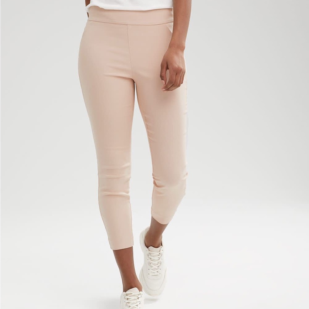 RW&CO. Pink Ankle Cropped Pants